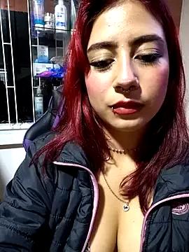 sarah_lark_ from StripChat is Freechat
