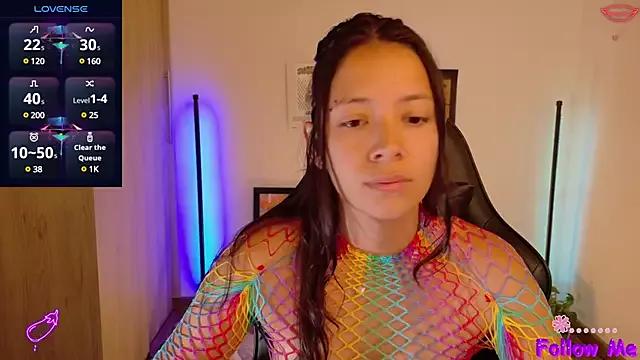 Sarasavage from StripChat is Freechat