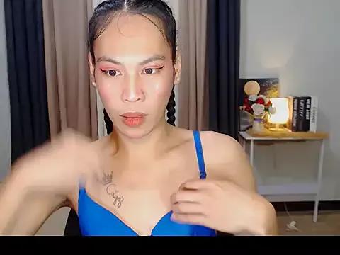 Savanna_White from StripChat is Freechat