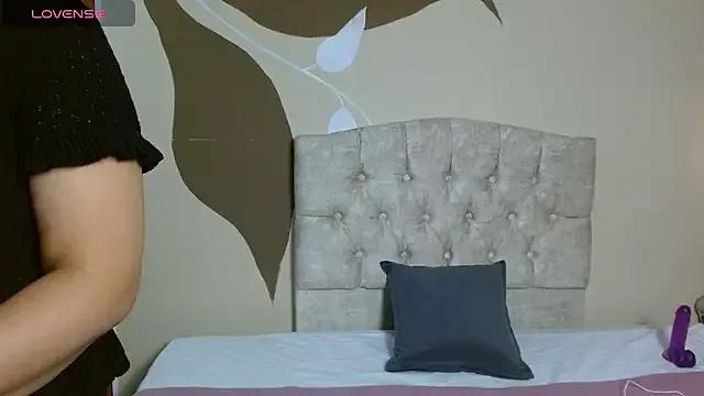 ScarletHott_ from StripChat is Freechat