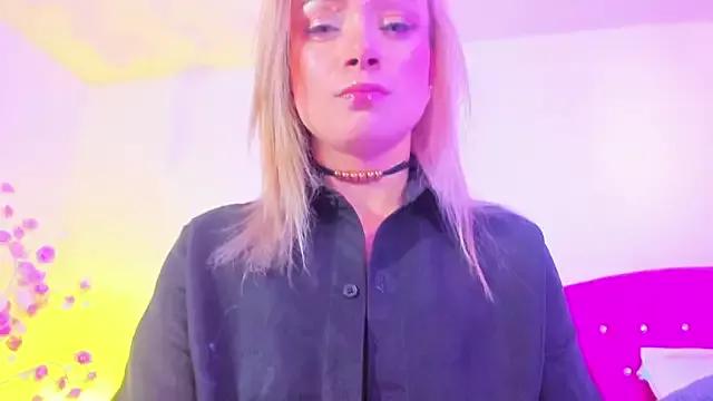 scarlett_blake11 from StripChat is Freechat