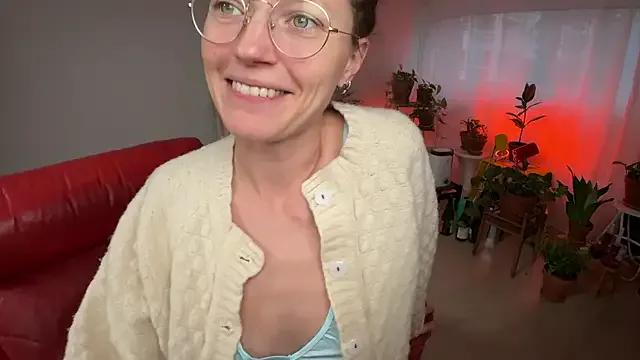 Scorpion_Peach from StripChat is Freechat