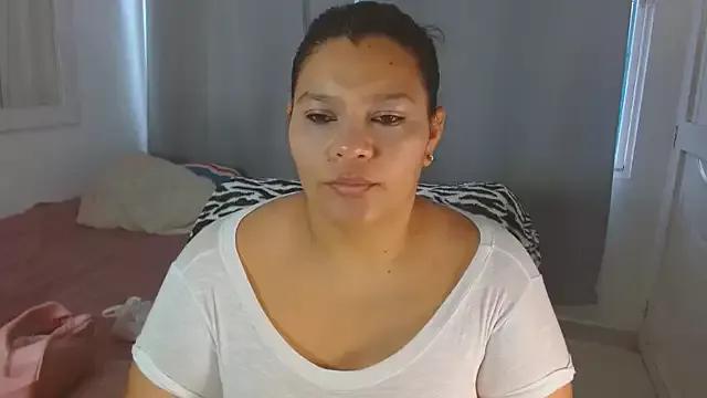Selenna01 from StripChat is Freechat