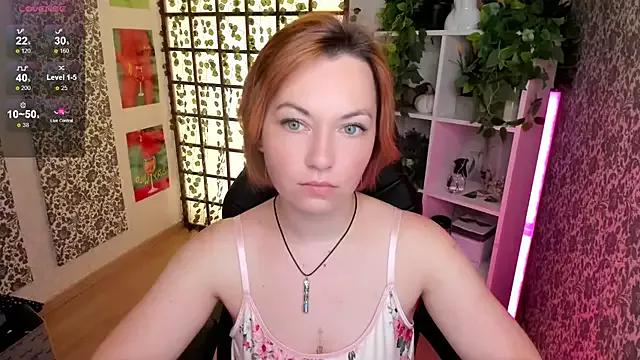 Serena_Woods from StripChat is Freechat