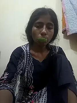 Sexy-queen932 from StripChat is Freechat