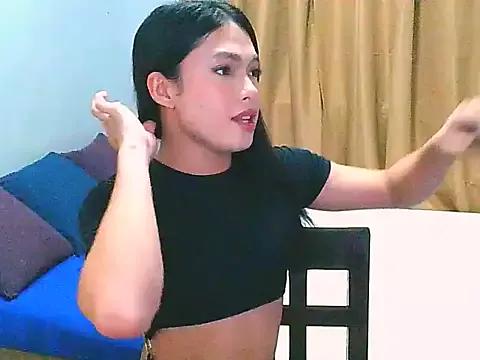 SluttyZowi from StripChat is Freechat
