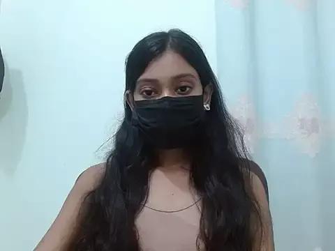 smallcuute from StripChat is Freechat