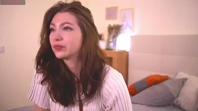 sofiaphoenixxx from StripChat is Freechat