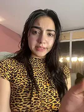 solmonroy_pinkk from StripChat is Freechat