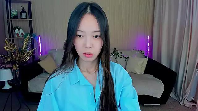 SoulHarmoonyy from StripChat is Freechat