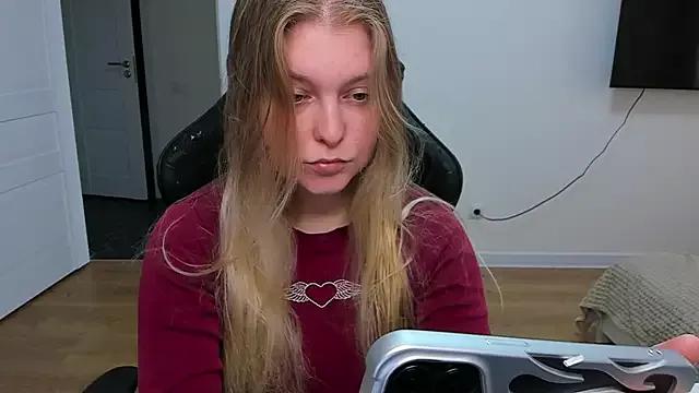 stacy_miracle from StripChat is Freechat