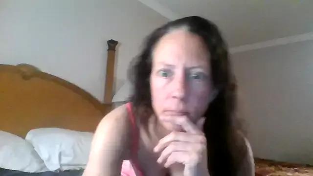 StarCrescent from StripChat is Freechat