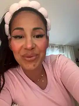 Stella_dauergeil from StripChat is Freechat
