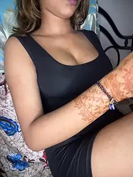 STRIP_GLOW from StripChat is Freechat