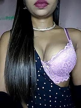 Strip_Hotty242 from StripChat is Freechat