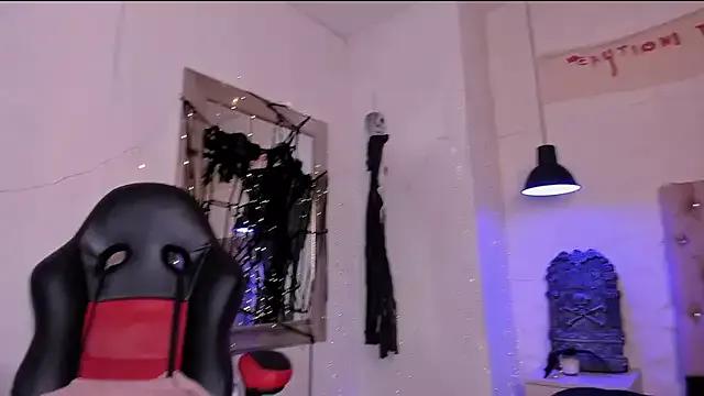 susan_dl from StripChat is Freechat
