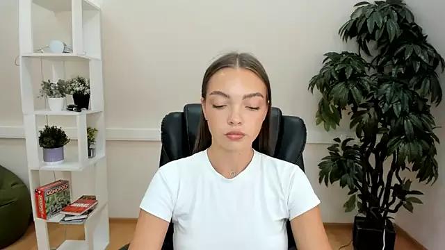 SusanErickson from StripChat is Freechat