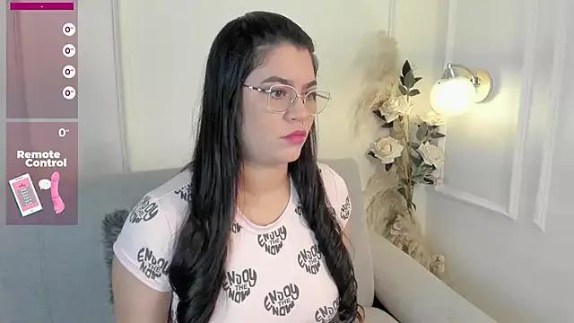 Susy_blake from StripChat is Freechat