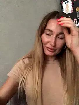 Sweet_Pussy_Lips from StripChat is Freechat