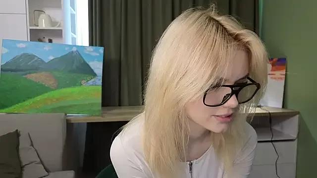 TaiteBach from StripChat is Freechat
