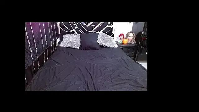 talianha from StripChat is Freechat