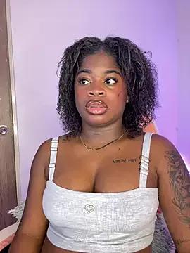 Tamara_Lubezkii from StripChat is Freechat