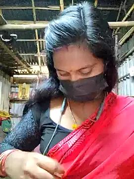 Tamildivya18 from StripChat is Freechat