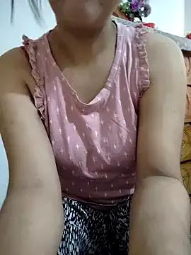 Tanha18 from StripChat is Freechat