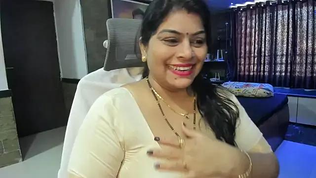 tarivishu23 from StripChat is Freechat