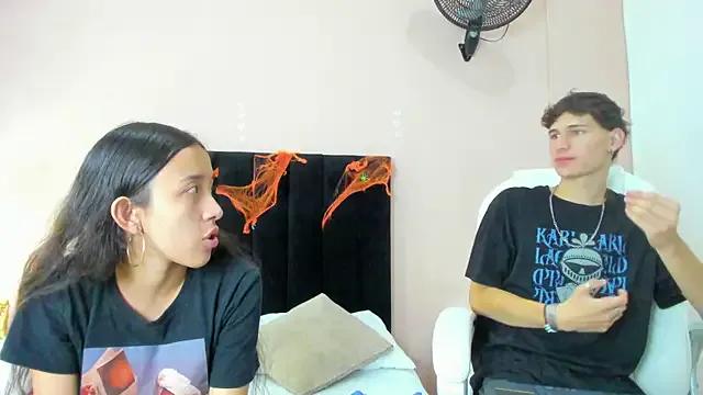 Taylor_and_exidt from StripChat is Freechat