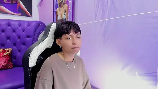 tefi_meow from StripChat is Freechat