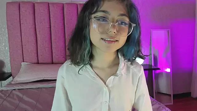 TerumiKitty from StripChat is Freechat