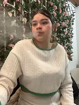 Tharafresneda_ from StripChat is Freechat