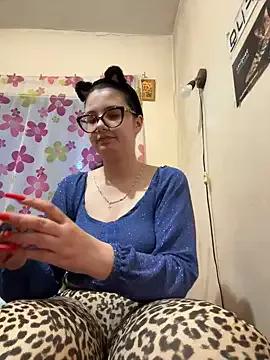 TheBlondeKitty from StripChat is Freechat