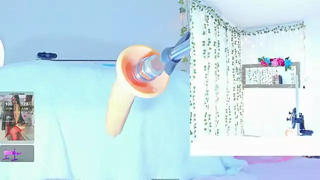 Tiffanny_Love_ from StripChat is Freechat