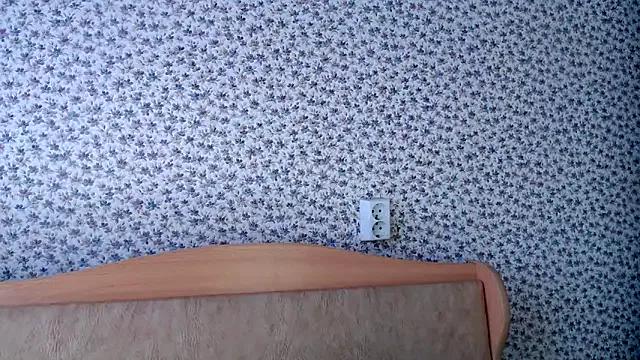 Tinadream20 from StripChat is Freechat