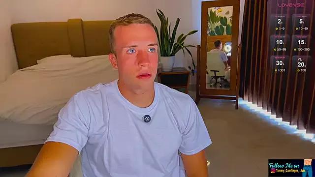 tommy_cumfinger from StripChat is Freechat