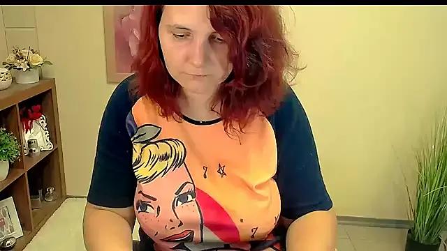TwoBigSuns from StripChat is Freechat