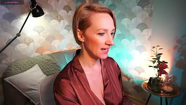 UmaTruewoman from StripChat is Freechat