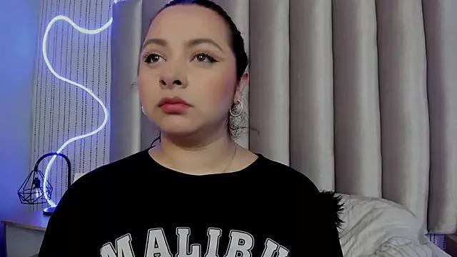 VALERYESANDERS from StripChat is Freechat