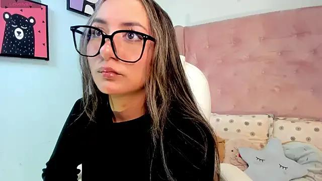 Vanelope_evanss from StripChat is Freechat
