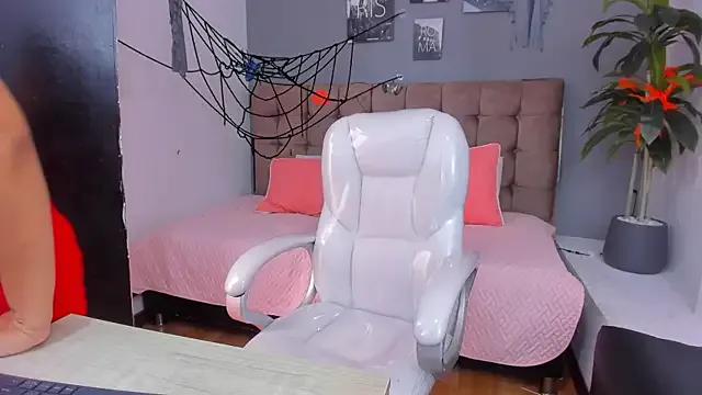Vannelope_bigboobs from StripChat is Freechat