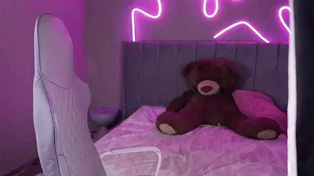 veronica_palmerr_ from StripChat is Freechat