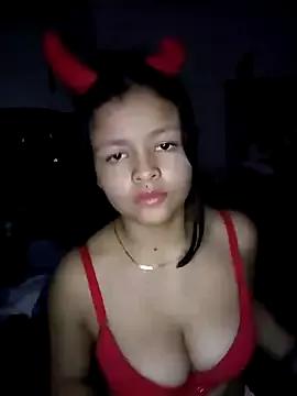 VeronicaSexy- from StripChat is Freechat