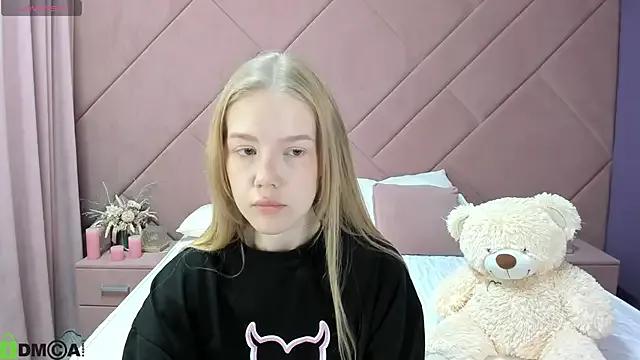 Vicki_Todd from StripChat is Freechat