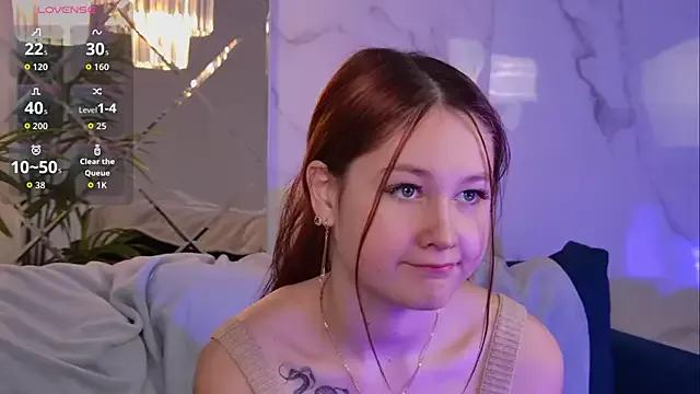 VickiHicks from StripChat is Freechat