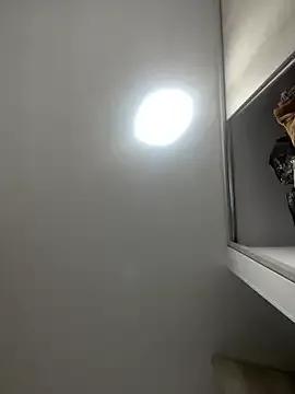 VictoriaKibman_ from StripChat is Freechat