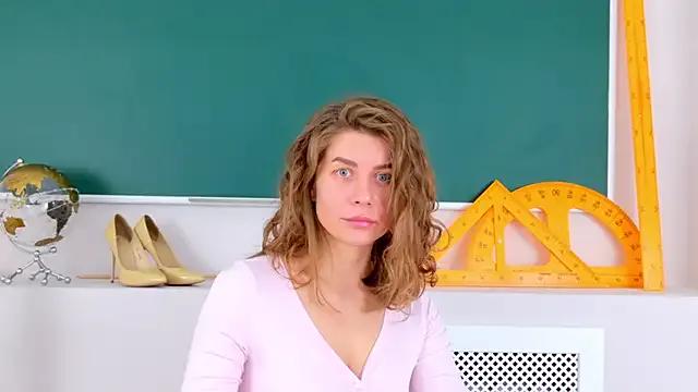 VikkiStorm from StripChat is Freechat