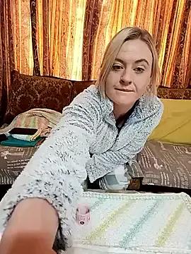 Vintasia from StripChat is Freechat