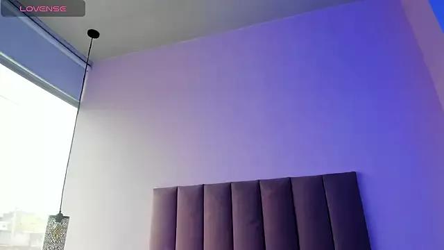 violet_myerrs from StripChat is Freechat